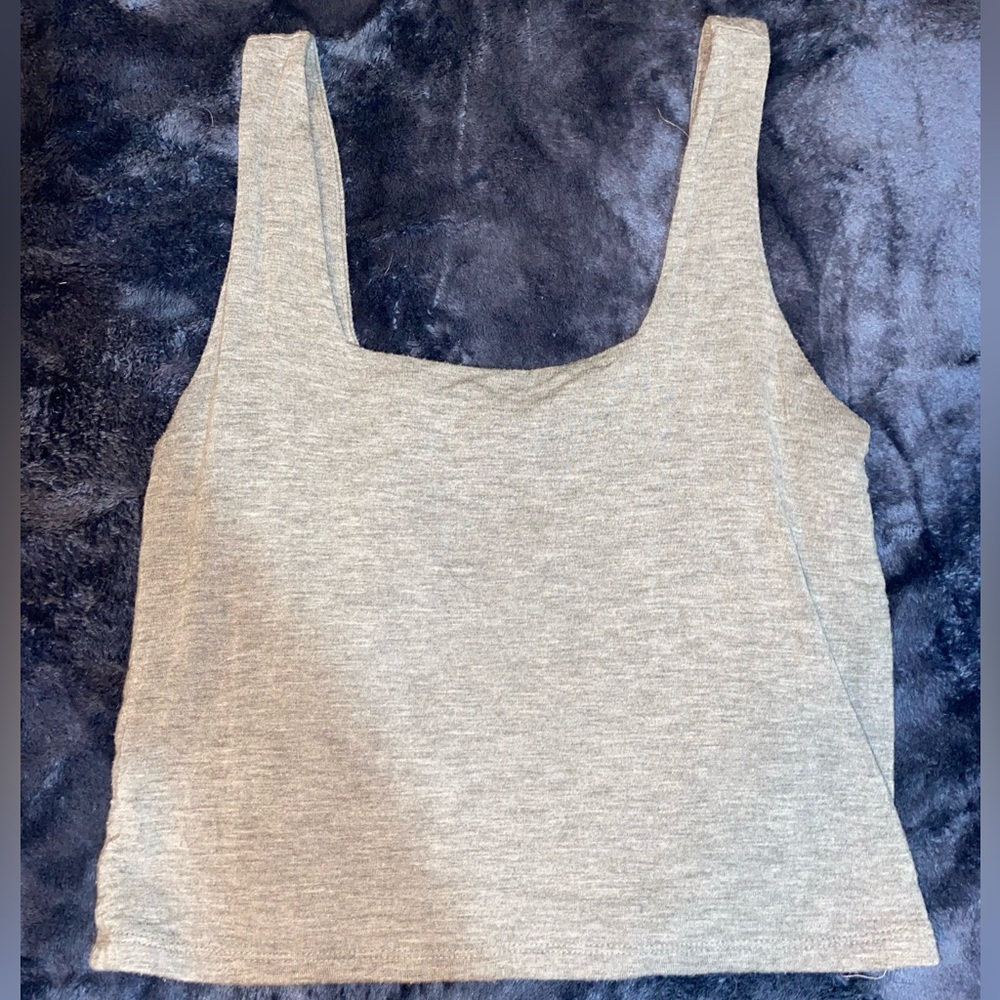 DESTINED gray crop tank